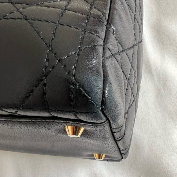 ❌❌SOLD❌❌Authentic Christian Lady Dior Medium Lambskin Handbag - Picture 16 of 16